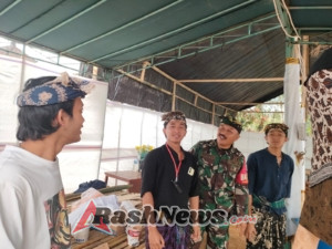 Babinsa Desa Tiga dan Bhabinkamtibmas Kompak Laksanakan Pengamanan Upacara Adat Pitra Yadnya