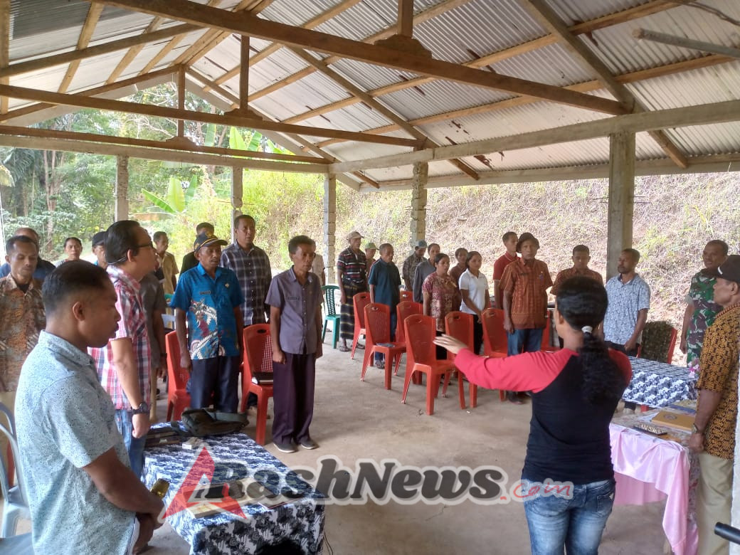Babinsa Hadiri Rapat Desa Je’o Du’a, Perkuat Sinergi TNI dan Masyarakat dalam Pembangunan Desa