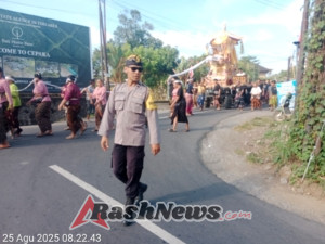 Bhabin Desa Cepaka Atensi Giat Pengabenan Almarhum I Nengah Kinia
