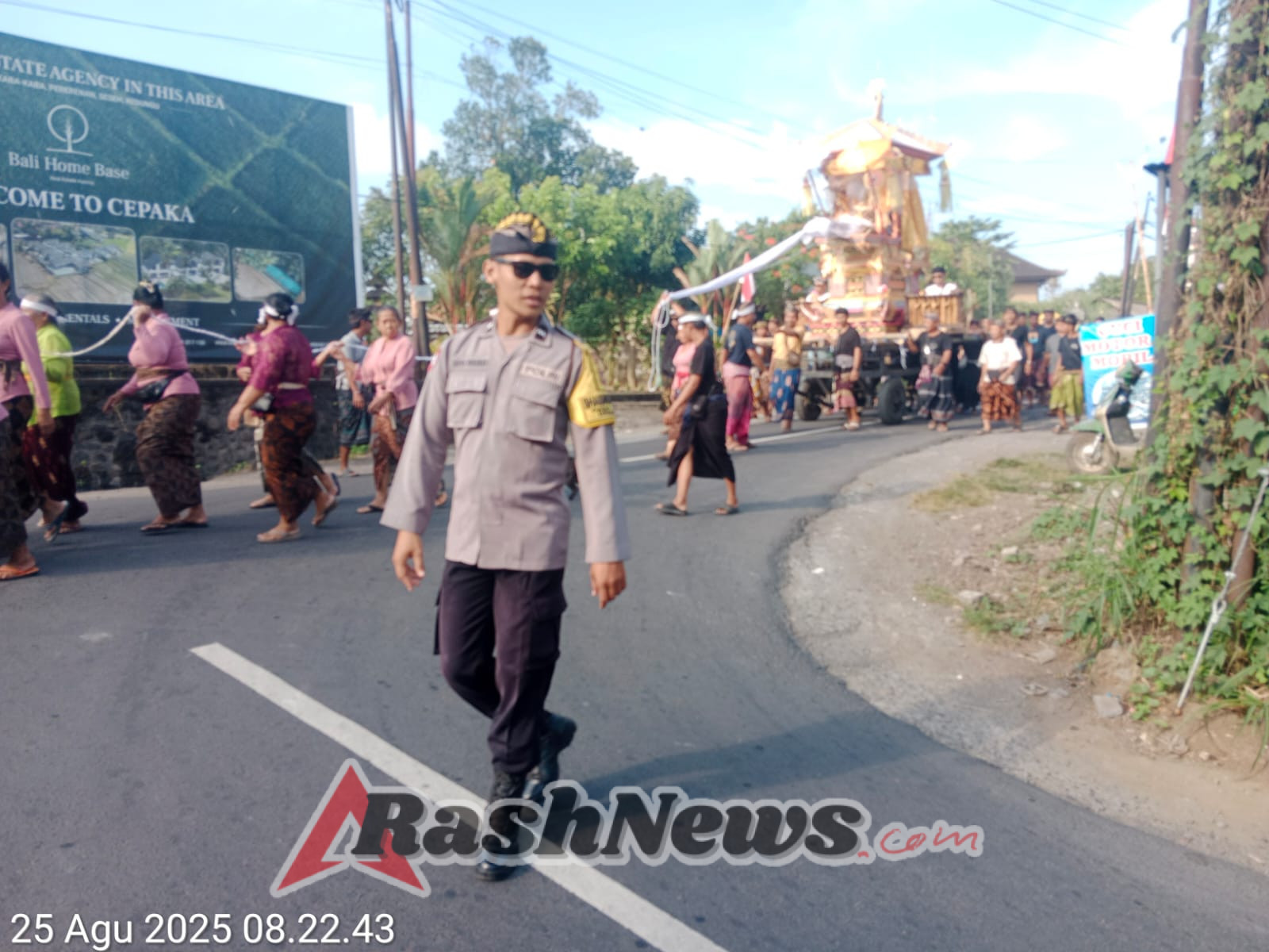 Bhabin Desa Cepaka Atensi Giat Pengabenan Almarhum I Nengah Kinia