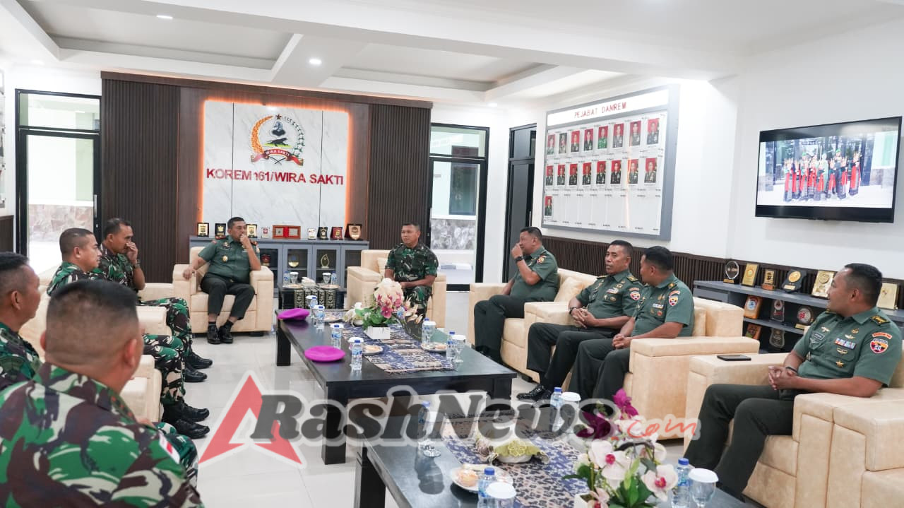 Silaturahmi Danpasmar 2 ke Makorem 161/WS, Teguhkan Komitmen Kebersamaan