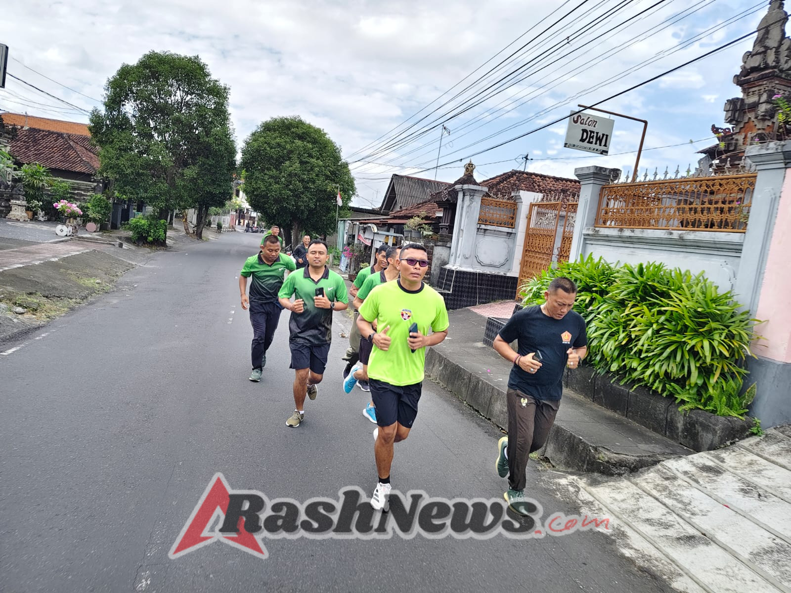 Tingkatkan Kebugaran Dan Kesehatan Jasmani, Kodim Klungkung Laksanakan Lari Pagi Dandim Klungkung; Fisik Prima Faktor Utama Optimalkan Tugas Pokok