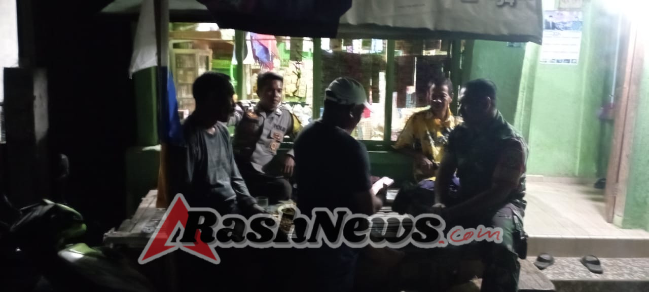 Koramil 1628-02/Sekongkang Perkuat Komunikasi dengan Warga Lewat Patroli