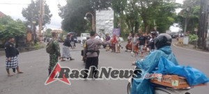 Kehadiran Babinsa Bawa Rasa Aman dalam Pelaksanaan Upacara Adat Pitra Yadnya