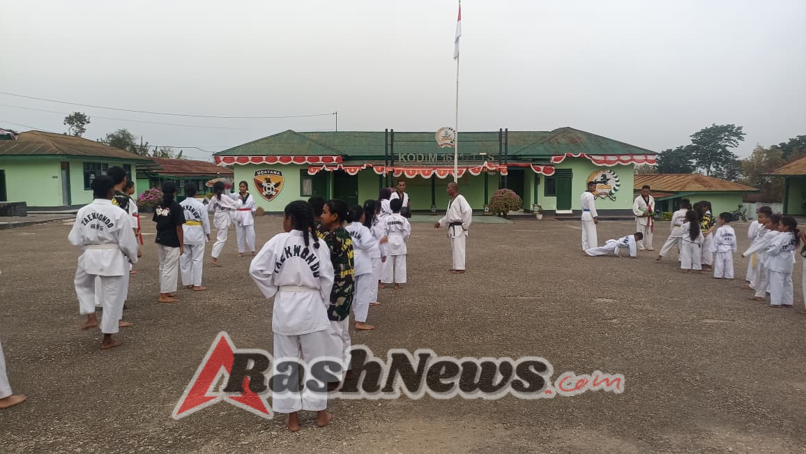 (Sabeum) Sertu Ike Arkian Latih Generasi Taekwondo Dojang Kodim 1621 TTS