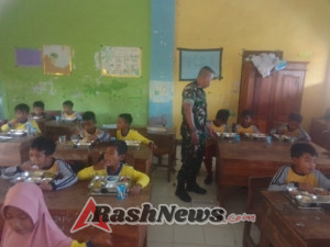 TNI Hadir di Tengah Rakyat, Babinsa Marada Pastikan Program Gizi Lancar
