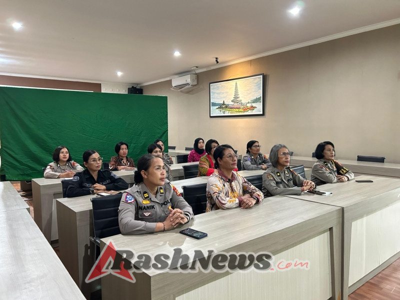 Polwan Polres Tabanan Ikuti Webinar  Kesehatan Dalam Rangka Hari Jadi Ke -77 POLWAN RI