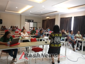 Pelatihan Pertolongan Pertama ODDP di Sikka, Babinsa Alok Jadi Peserta Aktif