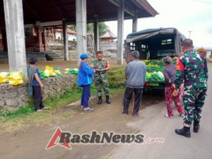 Babinsa Koramil 1626-04/Kintamani Bersama Instansi Terkait Sukseskan GPM Beras SPHP di Desa Belanga