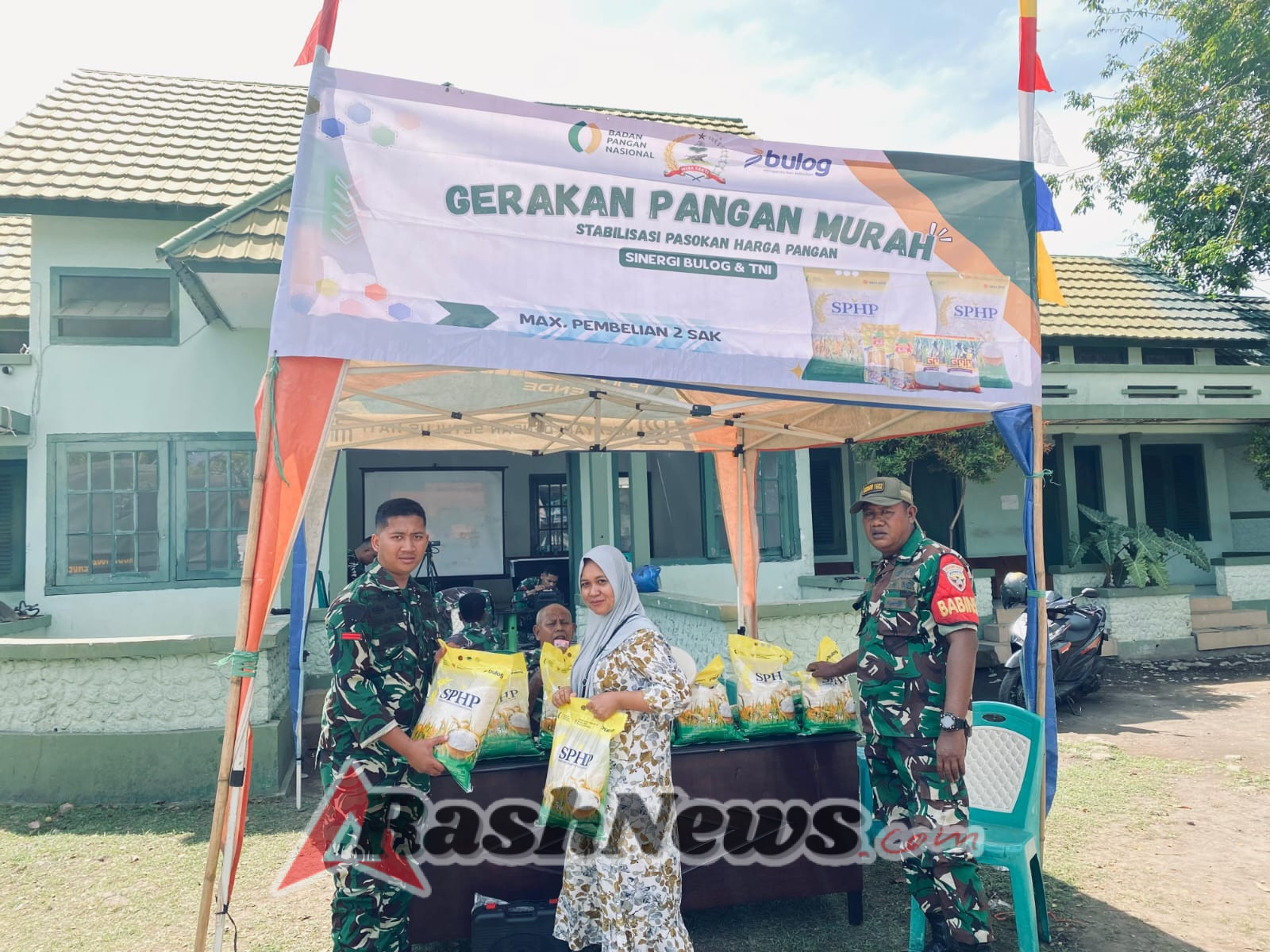 Babinsa Kodim 1602/Ende Gelar Komsos dan Pengamanan Wilayah di Kelurahan Kotaraja