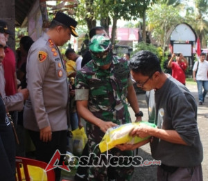 Dandim Tabanan Ikut Sukseskan Gerakan Pangan Murah Bersama Bulog di Kecamatan Marga