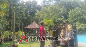 Bhabinkamtibmas Desa Tua Sambangi Pengelola Kolam Renang