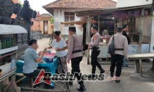 Satbinmas Melaksanakan Sambang di Wilkum Karangasem Bersama Masyarakat Sampaikan Pesan Kamtibmas