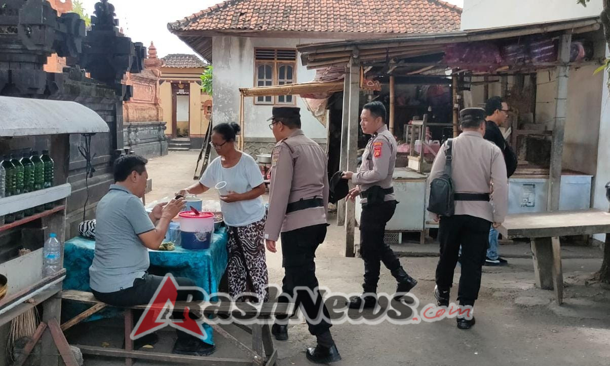 Satbinmas Melaksanakan Sambang di Wilkum Karangasem Bersama Masyarakat Sampaikan Pesan Kamtibmas