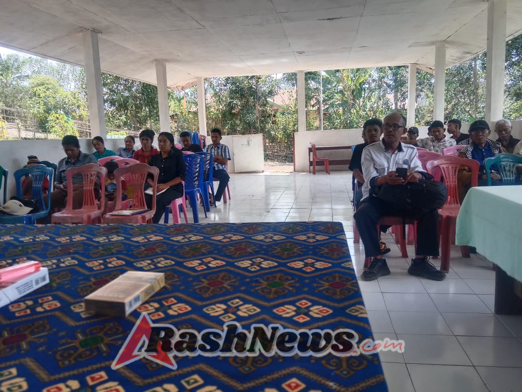 Babinsa Sertu Clementino P. da Silva Dorong Partisipasi Masyarakat Desa Nggesa Biri dalam Program Pemerintah Desa