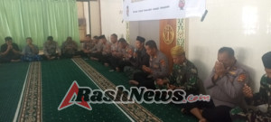 Kebersamaan TNI-Polri dengan Mahasiswa dan Driver Ojek dalam Doa Bersama di Polres KSB