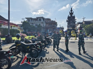Monitoring Kamtibmas Wilayah, Danramil Klungkung Pimpin Personel Lakukan Patroli