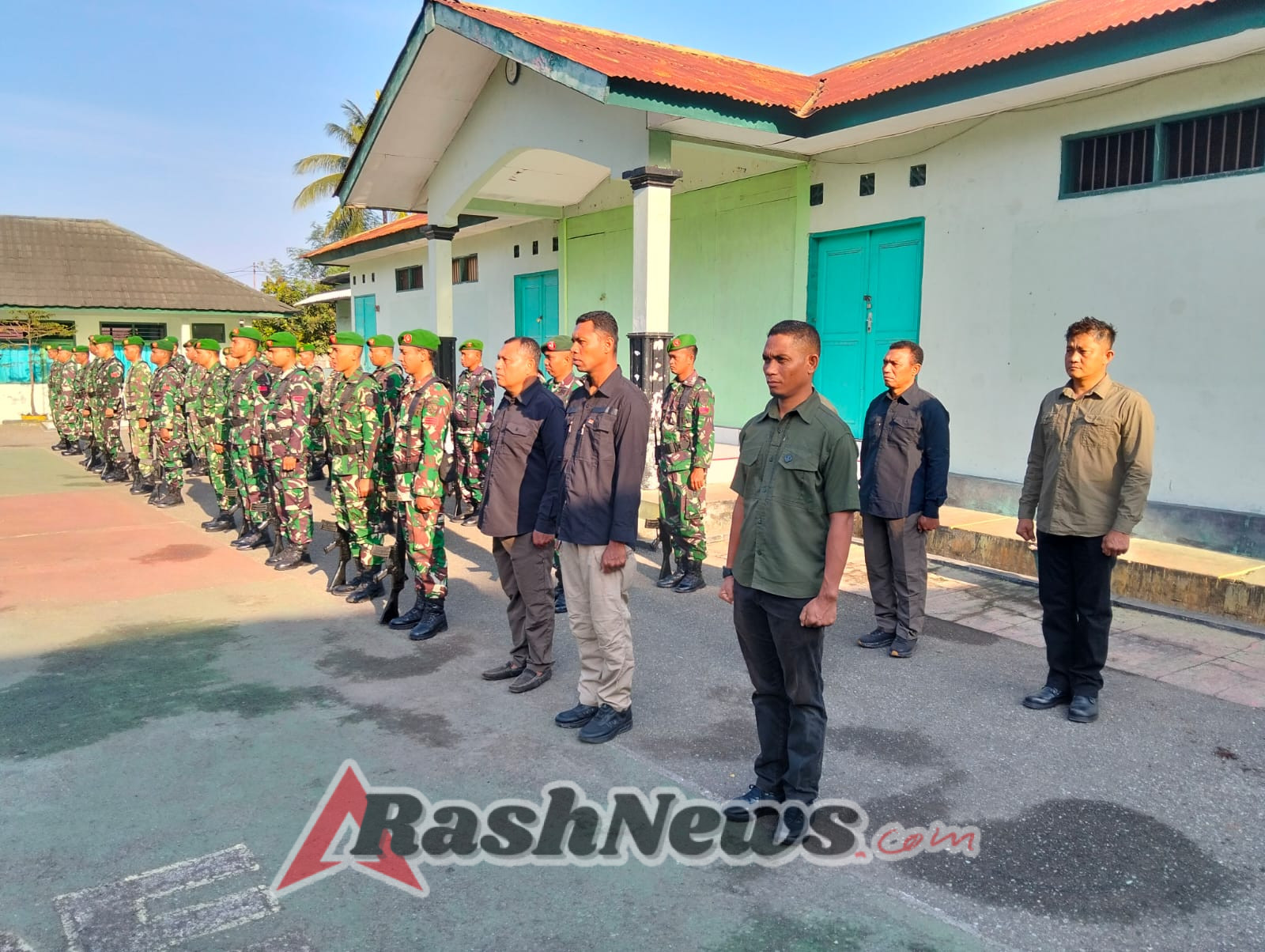 Semangat Pagi di Lapangan Apel: Kodim 1602/Ende Gelar Upacara Bendera Mingguan