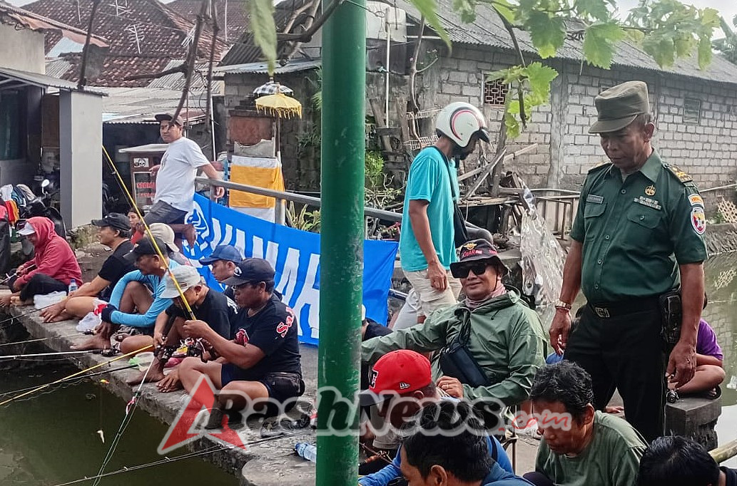 Tukad Cacung Jadi Lokasi Lomba Mancing, Babinsa Pastikan Kegiatan Berjalan Lancar