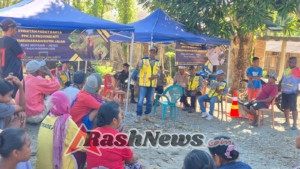 Yakinkan Kenyamanan Jalan Raya, Pos Asulait Bersama Masyarakat Dan Dinas PUPR Laksanakan Karya Bakti