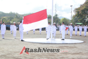 Khidmat dan Bersejarah, Dandim 1618/TTU Saksikan Momen Pengibaran Bendera HUT RI ke-80