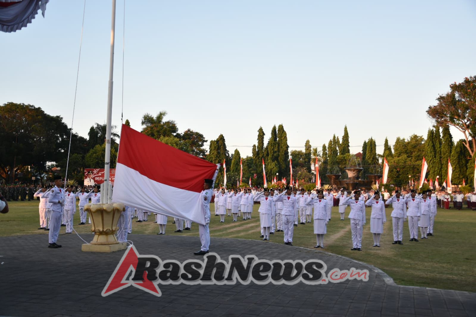 Dandim 1609/Buleleng: Momentum Penurunan Bendera Jadi Pengingat Semangat Persatuan Bangsa