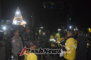 Aksi Solidaritas Di Tunjukan Oleh Kodim 1621/TTS, Polres TTS Dan Ojol Maxim Kota So’e Gelar Do’a Bersama Dan Bakar Lilin