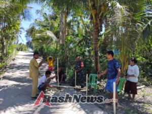 Babinsa Taloetan Koramil Batakte Tingkatkan Kepedulian Lingkungan Bersama