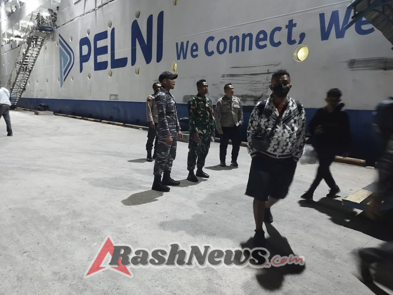 Babinsa dan Instansi Terkait Amankan Mobilitas Ribuan Penumpang