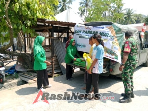 Sinergi Babinsa dan Persit Layani Masyarakat dengan Gerakan Pangan Murah