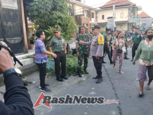 Kodim 1616/Gianyar dan Bulog Gelar Operasi Pasar, Sediakan 2 Ton Beras Murah