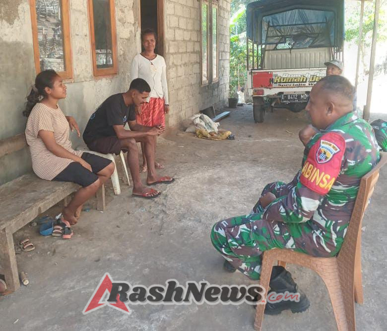 Babinsa Koramil 1618-05/Biut Anjangsana ke Rumah Warga di Desa Sapaen, Ajak Jaga Kebersihan Lingkungan