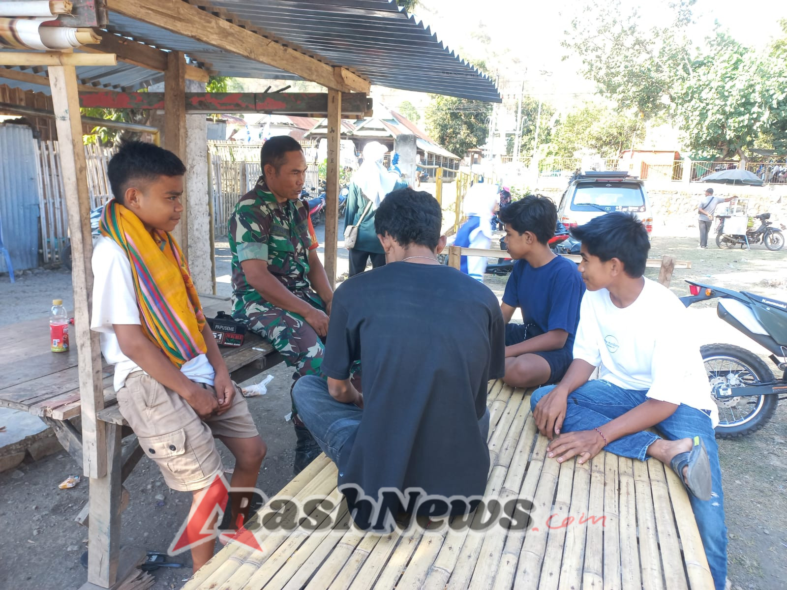 Babinsa Dorong Generasi Muda Jauhi Pengaruh Negatif Demi Masa Depan Bangsa