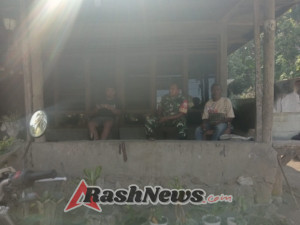 Warga Sambut Antusias Kehadiran Babinsa dalam Kegiatan Komsos di Desa Nemboramba