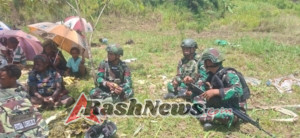 Satgas Yonif 743/PSY Bangun Kebersamaan Lewat Tradisi Lokal di Puncak Jaya