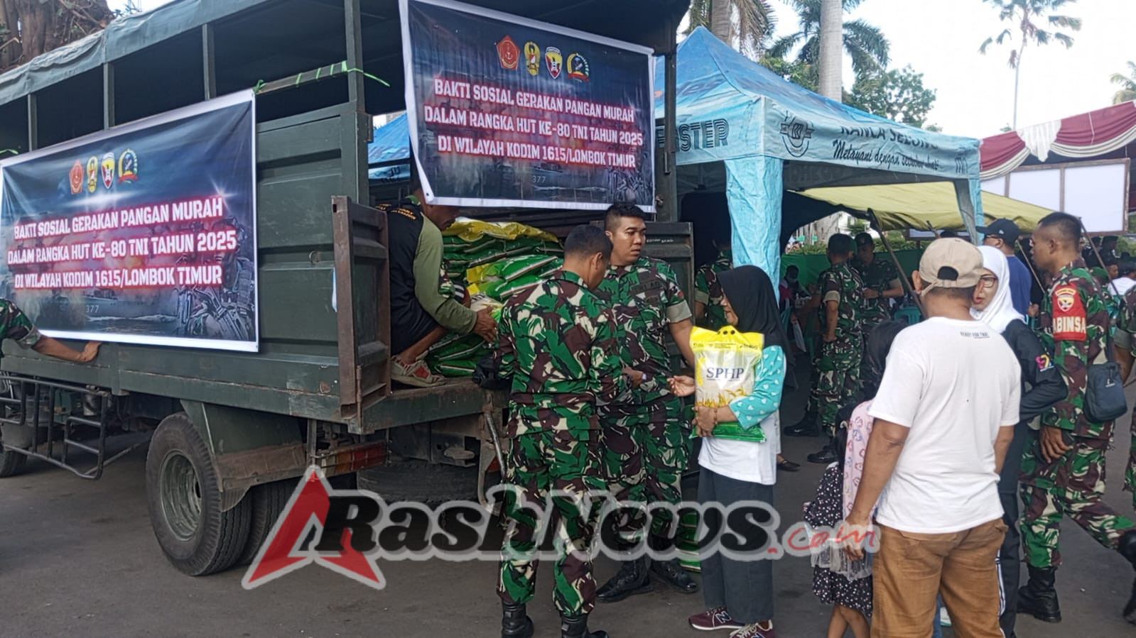 Babinsa Desa Landih Ajak Warga dan Aparat Gelar Patroli Bersama Ciptakan Situasi Kondusif