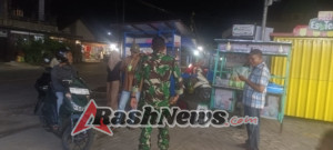 Patroli Malam Babinsa Koramil 1628-01/Taliwang, Bentuk Kepedulian pada Keamanan Lingkungan