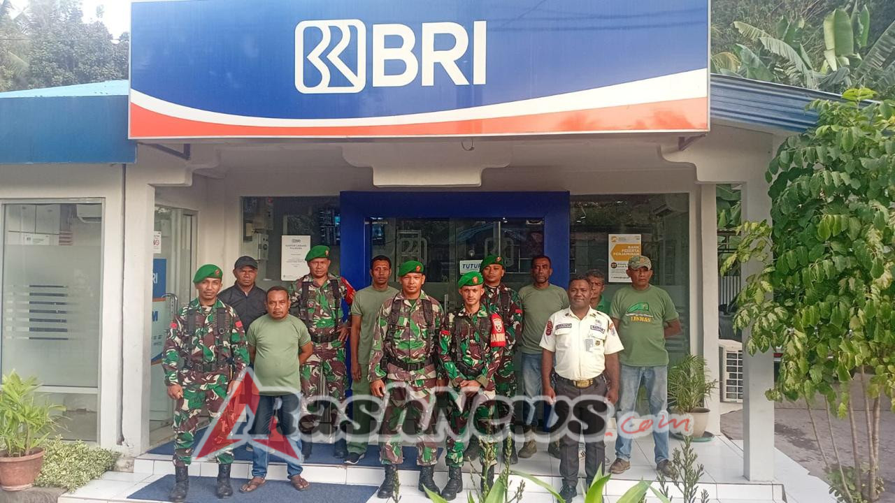 Masyarakat Tenang, TNI Laksanakan Patroli Wilayah di Objek Vital Sikka