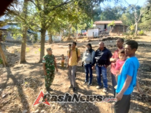 Babinsa Koramil 1618-01/Miotim Laksanakan Komsos dan Monitoring Wilayah di Desa Hauneni