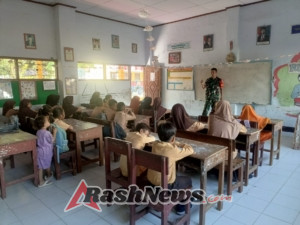 Babinsa Dorotangga Ajarkan Matematika Metode GASING di SDN 19 Dompu