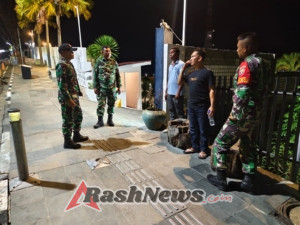 Babinsa Sertu Abdul Rafik Hadir di Tengah Masyarakat, Gelar Patroli Malam Jaga Ketertiban Labuan Bajo