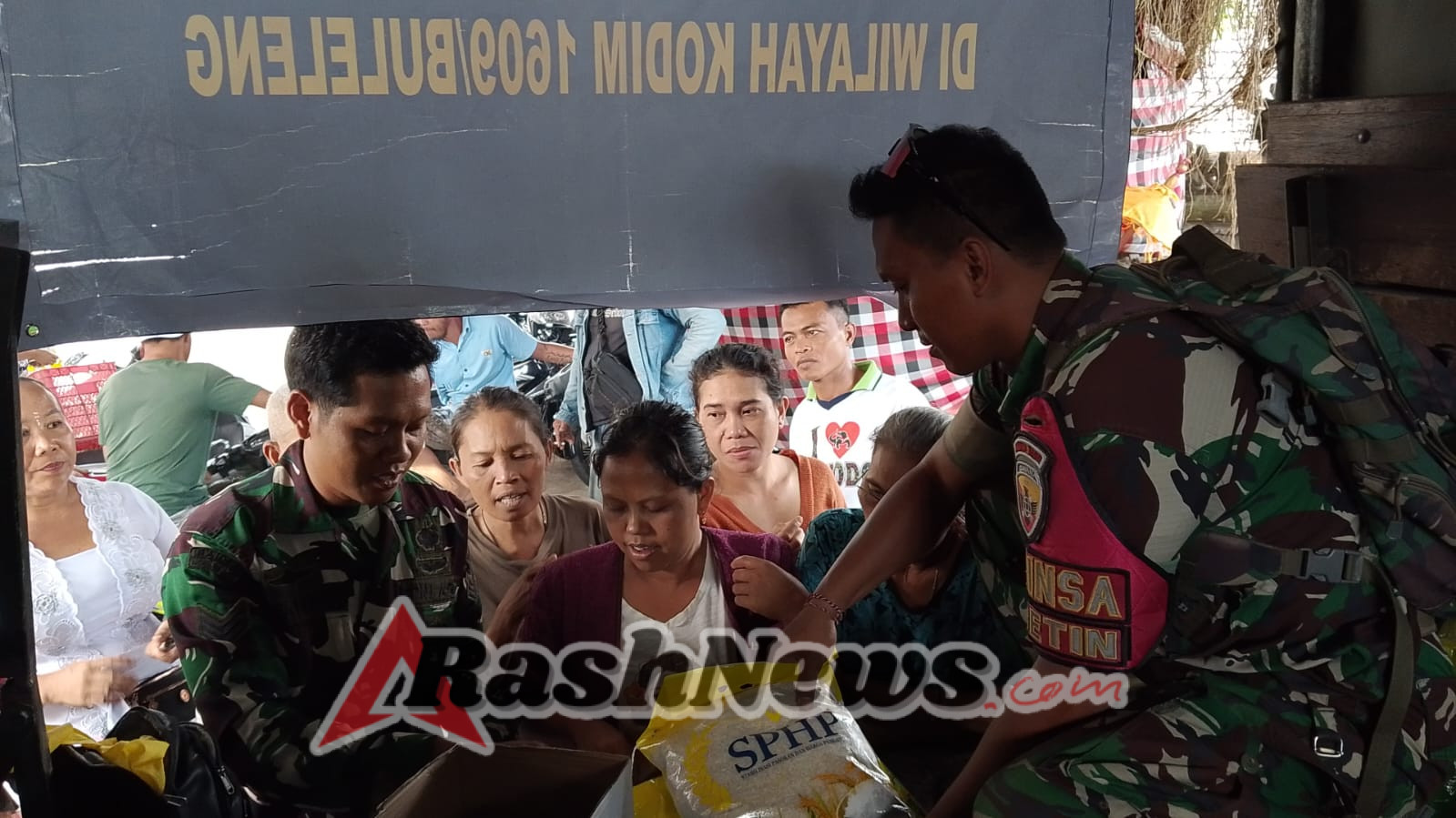 Wujud nyata sinergitas TNI dengan pemerintah daerah dalam menjaga stabilitas ekonomi serta mendukung kesejahteraan rakyat
