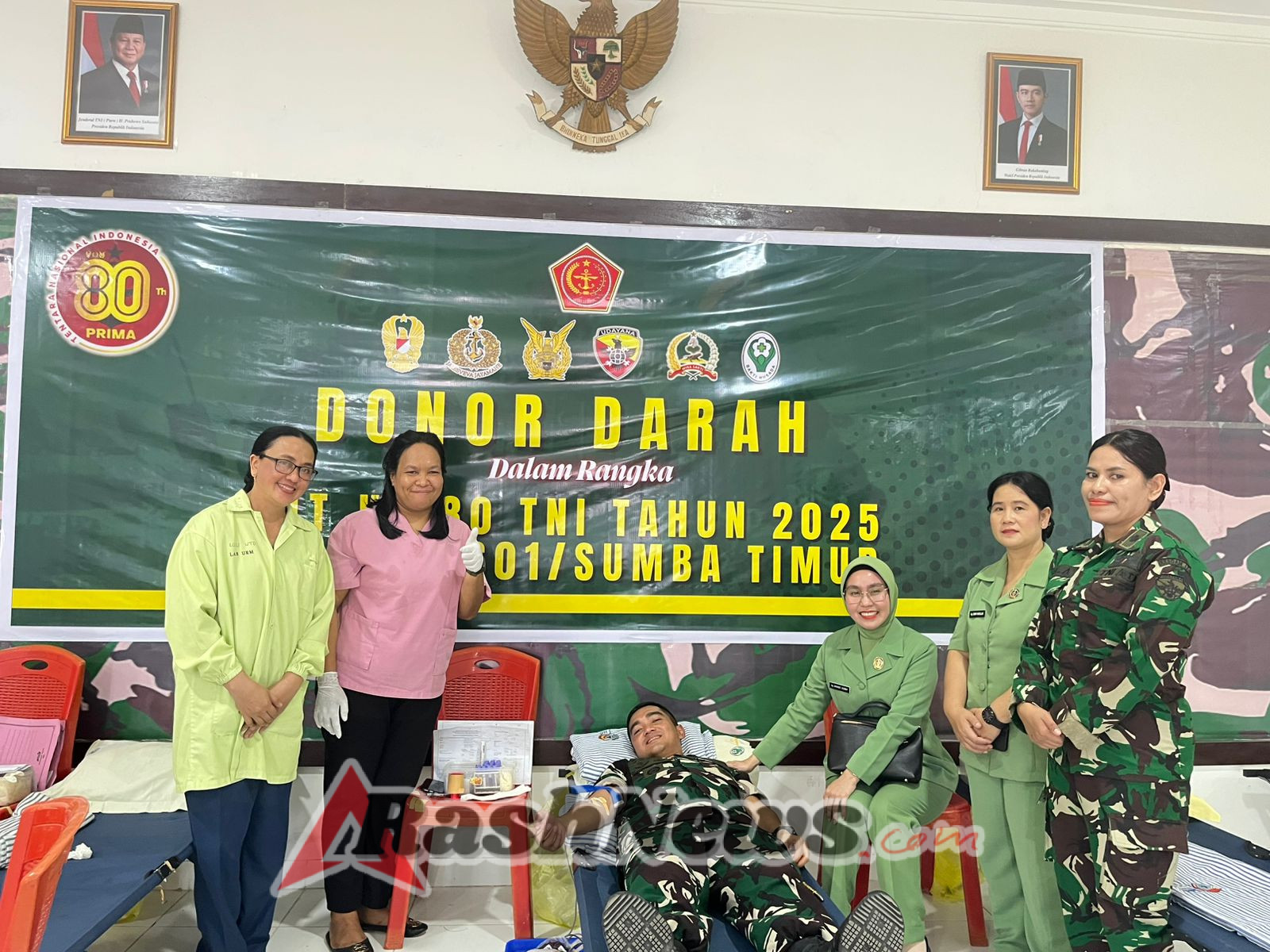 Sinergi TNI, Polri, dan Instansi Daerah dalam Donor Darah di Makodim Waingapu