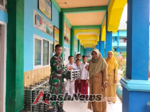 Siswa Antusias Sambut Makan Bergizi Gratis, Babinsa Monggonao Jadi Pendamping Utama