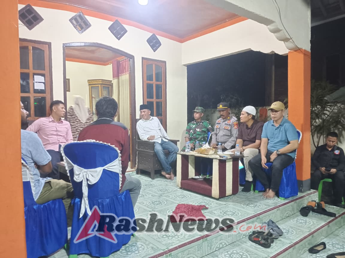 Danramil 1608-02/Bolo dan Personil Amankan Kunjungan Bupati Bima dalam Program Selasa Menyapa