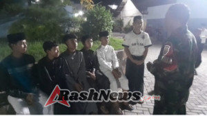 ‎Babinsa Koramil 1615-11/Aikmel Dekatkan Diri dengan Warga Lewat Patroli Kongkow