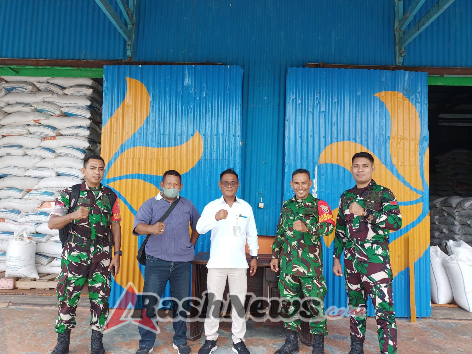 Pantau Situasi Wilayah Binaan Koramil 01/Ba’a Melaksanakan  Patroli