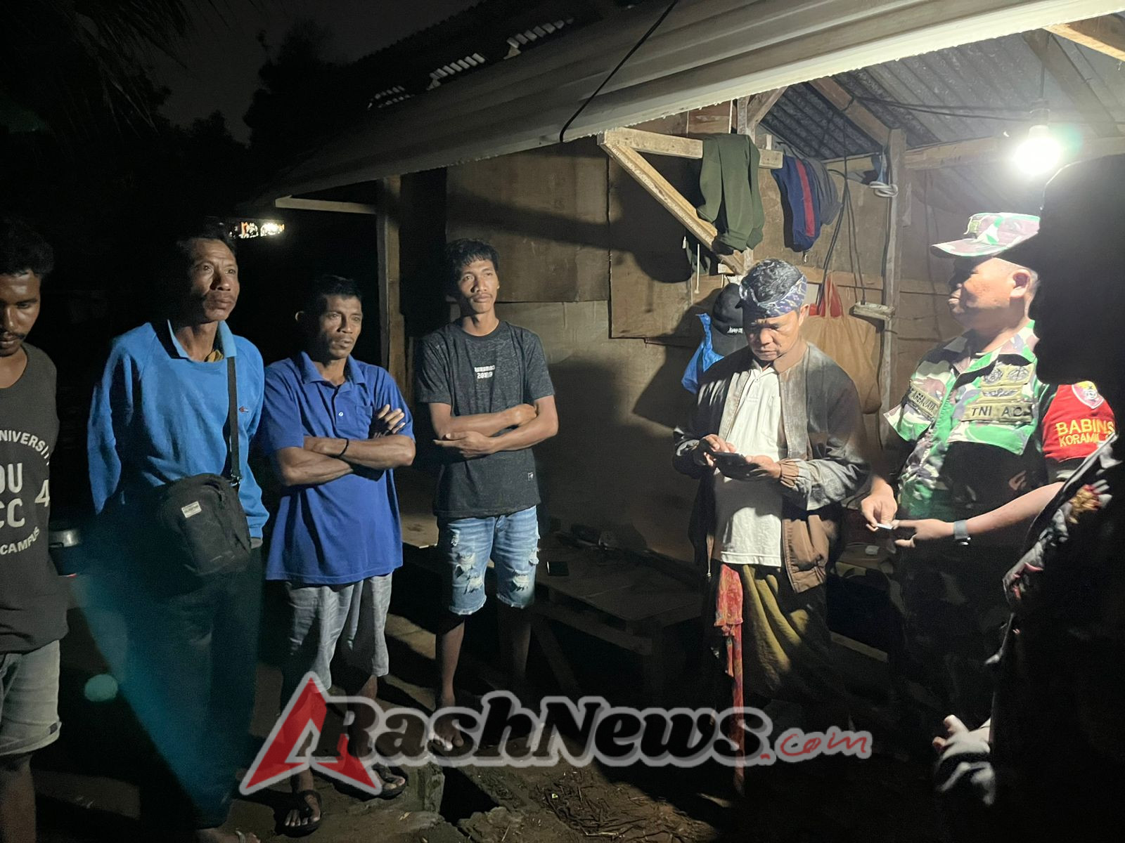 Sidak Gabungan Babinsa Tegallalang Periksa 20 Penduduk Pendatang Lengkap KTP