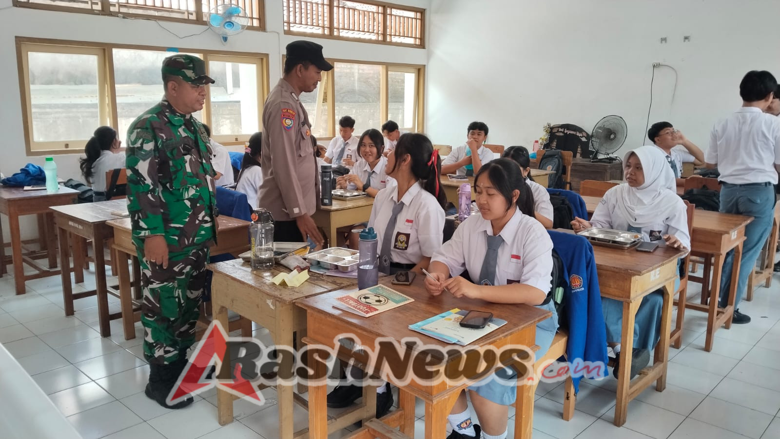 Program Makan Bergizi di Seririt Berjalan Lancar, Ribuan Anak Sekolah Rasakan Manfaat