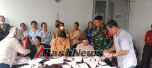 Sasar Titik Strategis, Serma Asih Lakukan Patroli Pantau Situasi Bank BRI Unit Banjarangkan